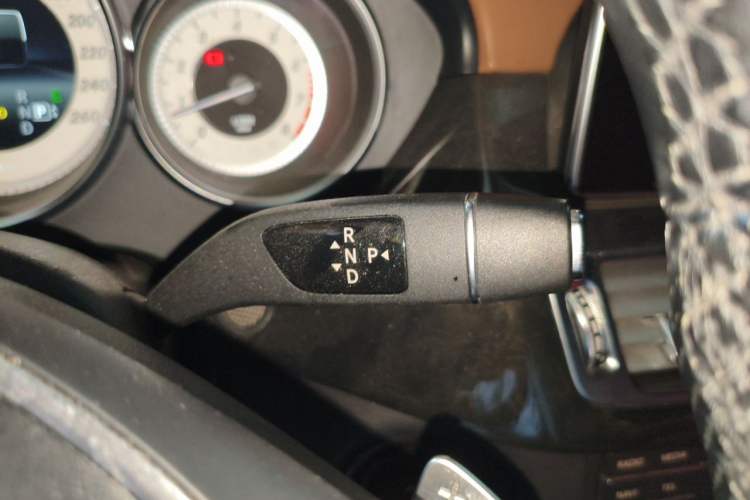 Used Mercedes-Benz CLS 2016 CLS 260 Elegant Edition Gear Lever