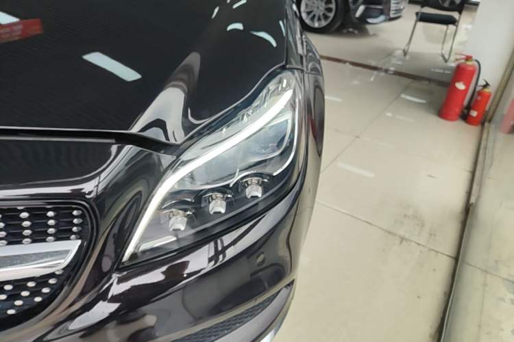 Used Mercedes-Benz CLS 2016 CLS 320 Elegant Edition Left Front Headlight