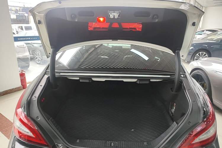 Used Mercedes-Benz CLS 2016 CLS 320 Elegant Edition Trunk