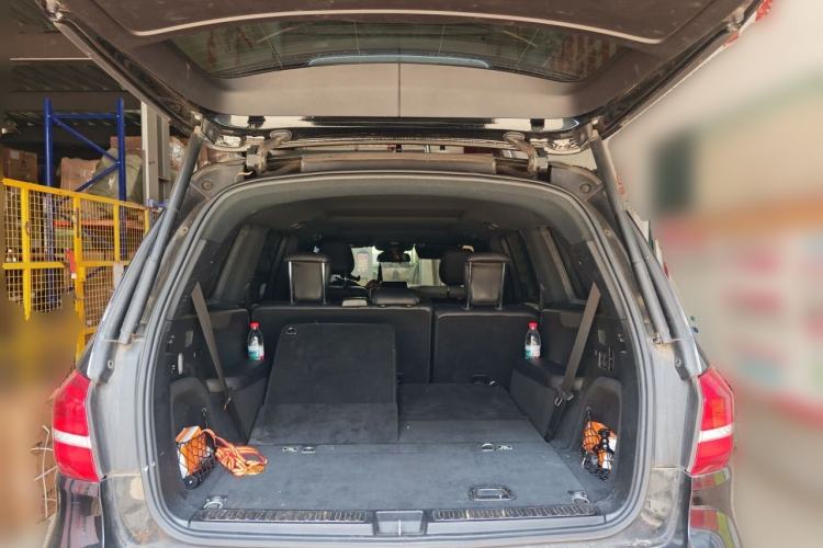 Used Mercedes-Benz CLS  Trunk