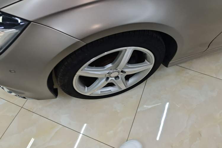 Used Mercedes-Benz CLS 2016 CLS 260 Shooting Brake Left Front Wheel Hub