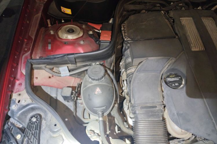 Used Mercedes-Benz CLS 2016 CLS 320 Elegant Edition Engine Bay Right