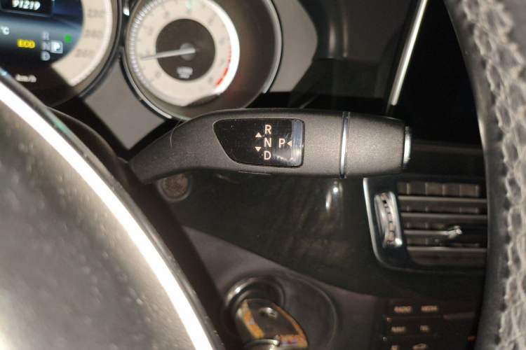 Used Mercedes-Benz CLS 2016 CLS 320 Elegant Edition Gear Lever
