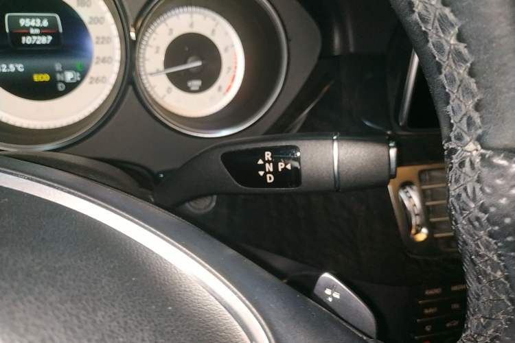 Used Mercedes-Benz CLS 2016 CLS 260 Elegant Edition Gear Lever