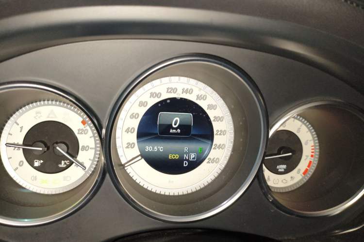 Used Mercedes-Benz CLS 2016 CLS 320 Elegant Edition Instrument Cluster