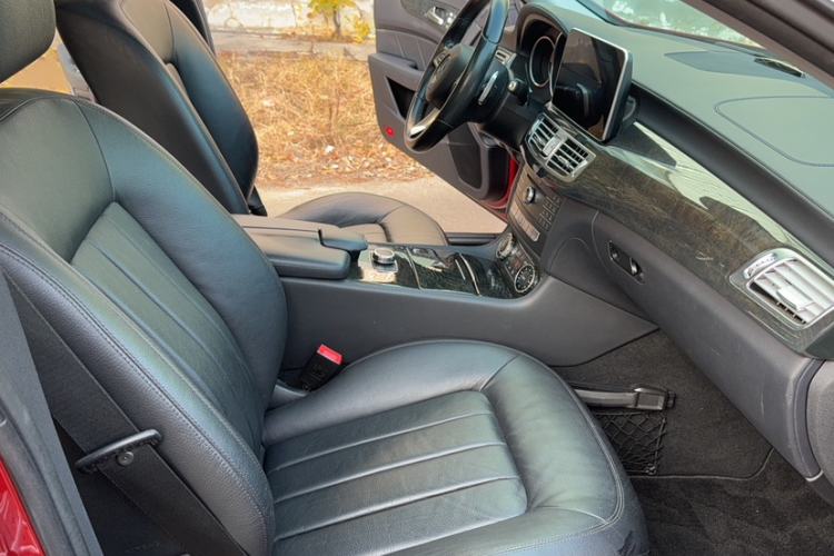 Used Mercedes-Benz CLS 2016 CLS 260 Elegant Edition Right Front Seat