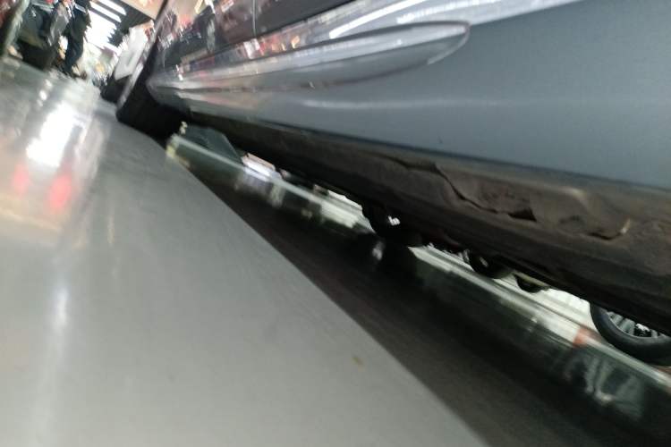 Used Mercedes-Benz CLS 2016 CLS 260 Elegant Edition Left Side Sill