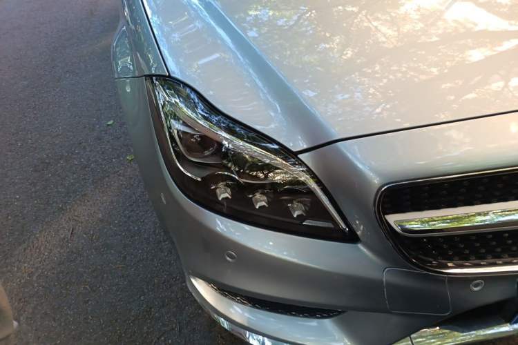 Used Mercedes-Benz CLS 2016 CLS 320 Elegant Edition Right Front Headlight