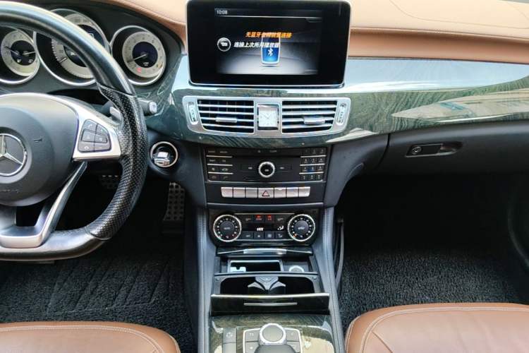 Used Mercedes-Benz CLS 2016 CLS 260 Elegant Edition Audio And AC Panel