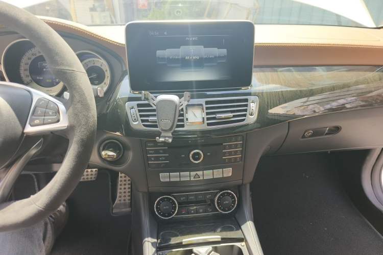 Used Mercedes-Benz CLS 2016 CLS 260 Elegant Edition Audio And AC Panel