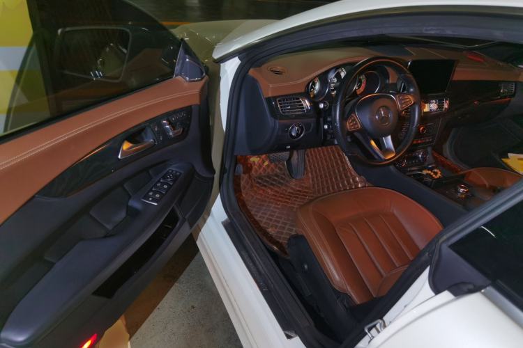 Used Mercedes-Benz CLS 2016 CLS 320 Elegant Edition Driver Seat