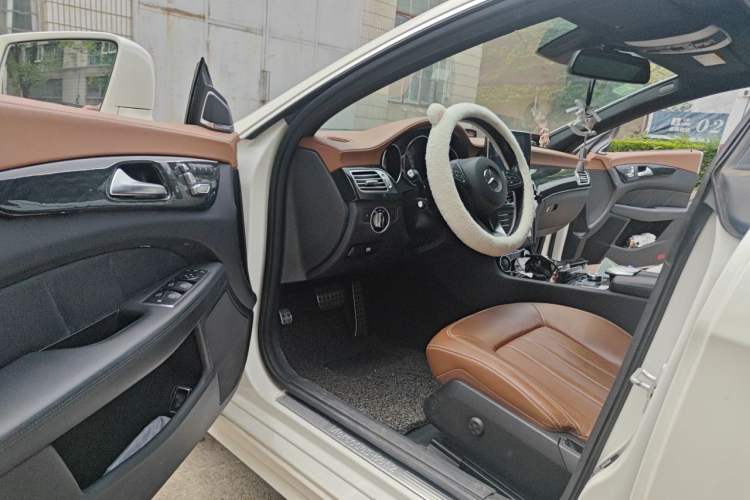 Used Mercedes-Benz CLS 2016 CLS 320 Elegant Edition Driver Seat