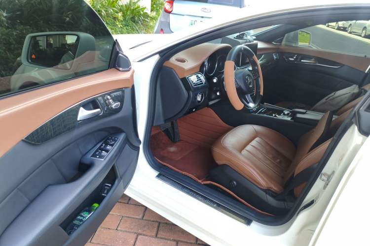 Used Mercedes-Benz CLS 2016 CLS 320 Elegant Edition Driver Seat