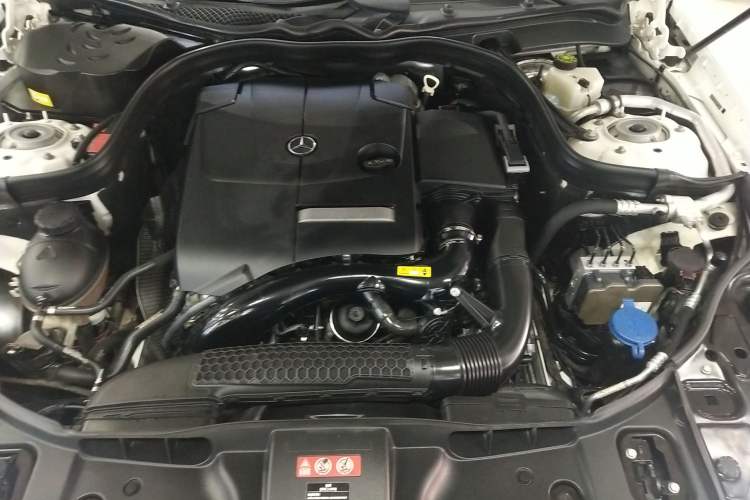 Used Mercedes-Benz CLS 2016 CLS 260 Shooting Brake Engine Bay