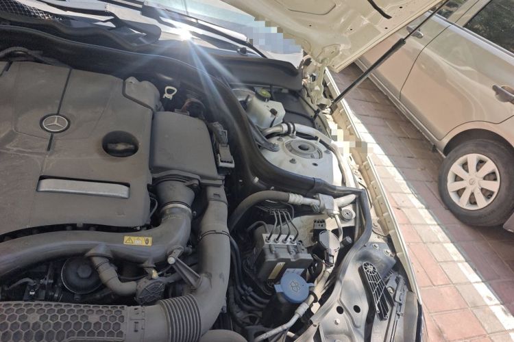 Used Mercedes-Benz CLS 2016 CLS 260 Elegant Edition Engine Bay Left