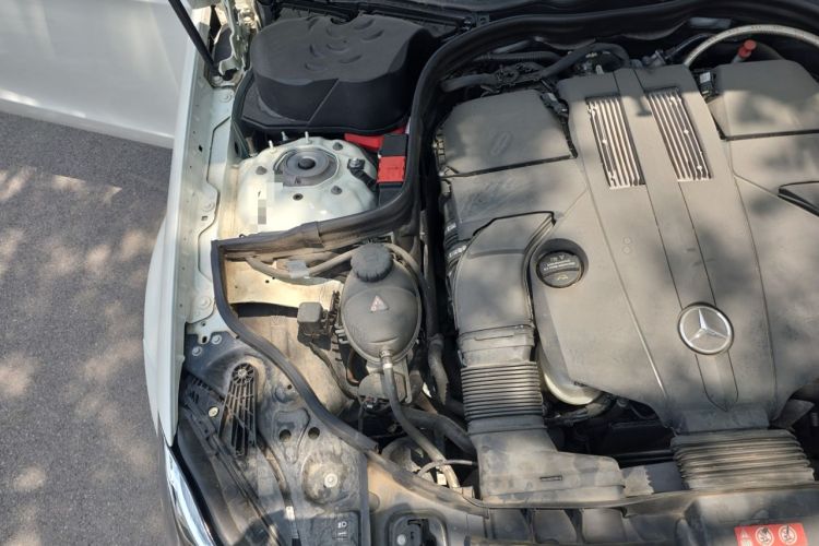 Used Mercedes-Benz CLS 2016 CLS 320 Elegant Edition Engine Bay Right