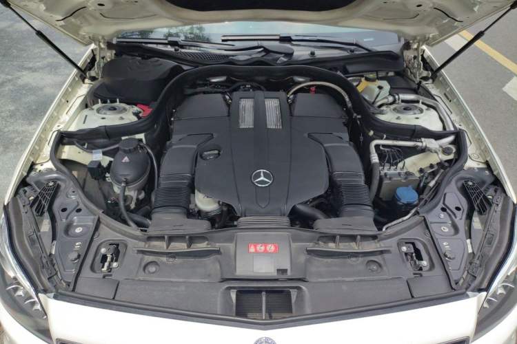 Used Mercedes-Benz CLS 2016 CLS 320 Elegant Edition Engine Bay