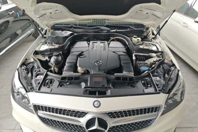 Used Mercedes-Benz CLS 2016 CLS 320 Elegant Edition Engine Bay