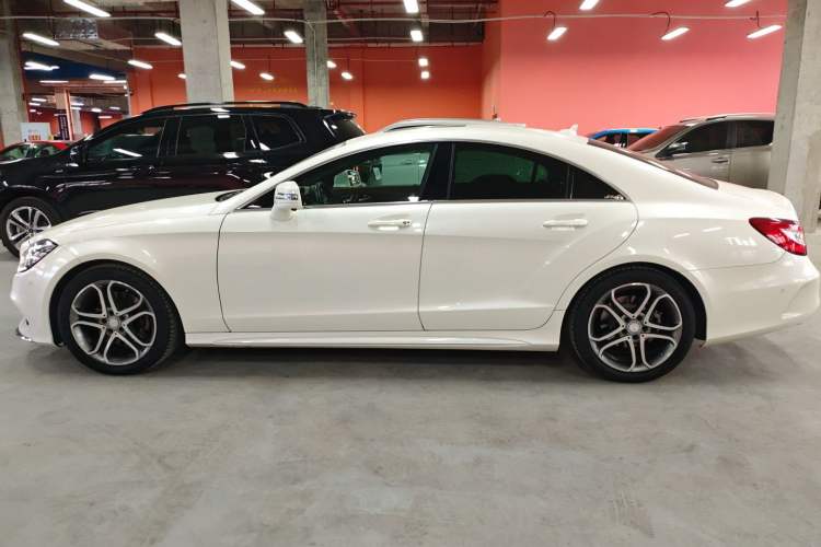 Used Mercedes-Benz CLS 2016 CLS 260 Elegant Edition Exterior 3