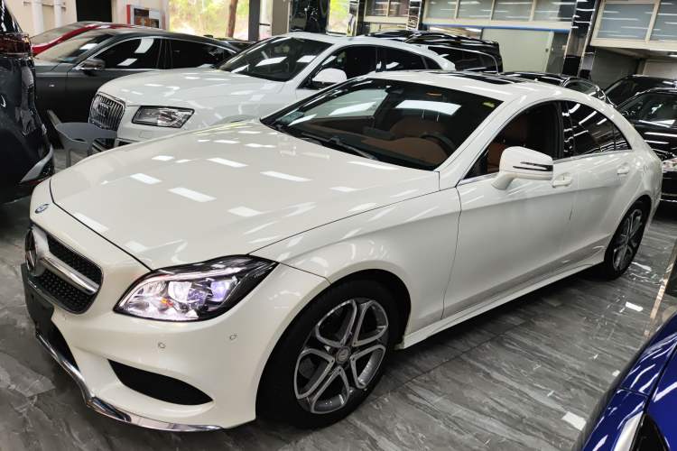Used Mercedes-Benz CLS 2016 CLS 260 Elegant Edition Exterior 3