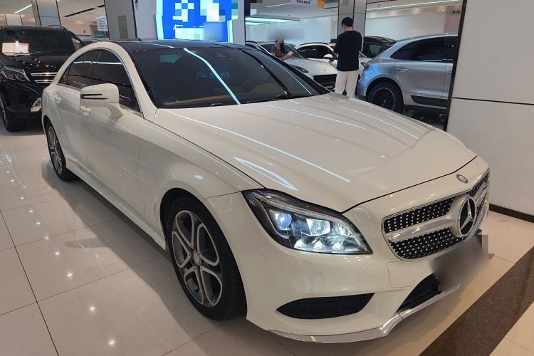 Used Mercedes-Benz CLS 2016 CLS 260 Elegant Edition Front Right 45 Deg