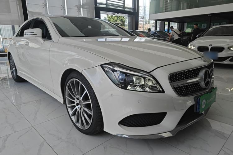 Used Mercedes-Benz CLS 2016 CLS 260 Elegant Edition Front Right 45 Deg