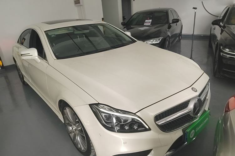 Used Mercedes-Benz CLS 2016 CLS 320 Elegant Edition Front Right 45 Deg