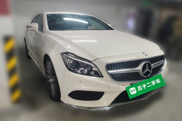 Used Mercedes-Benz CLS 2016 CLS 320 Elegant Edition Front Right 45 Deg