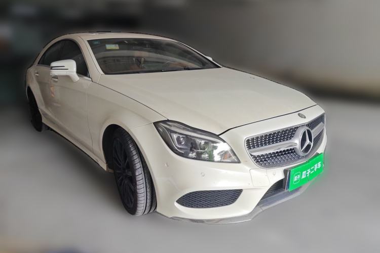 Used Mercedes-Benz CLS 2016 CLS 400 4MATIC Elegant Edition Front Right 45 Deg