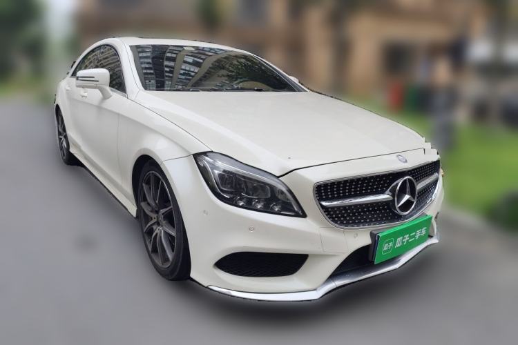 Used Mercedes-Benz CLS 2016 CLS 320 Elegant Edition Front Right 45 Deg