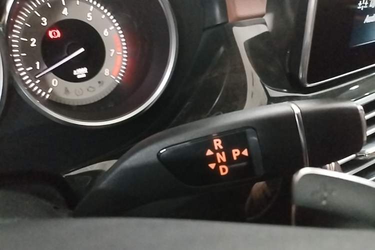 Used Mercedes-Benz CLS 2016 CLS 320 Elegant Edition Gear Lever