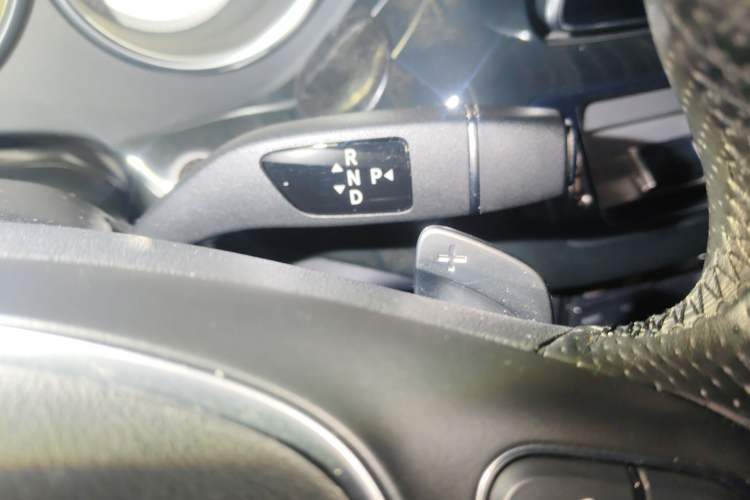 Used Mercedes-Benz CLS 2016 CLS 320 Elegant Edition Gear Lever