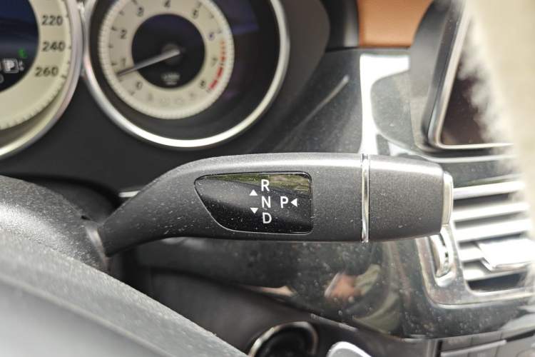 Used Mercedes-Benz CLS 2016 CLS 320 Elegant Edition Gear Lever