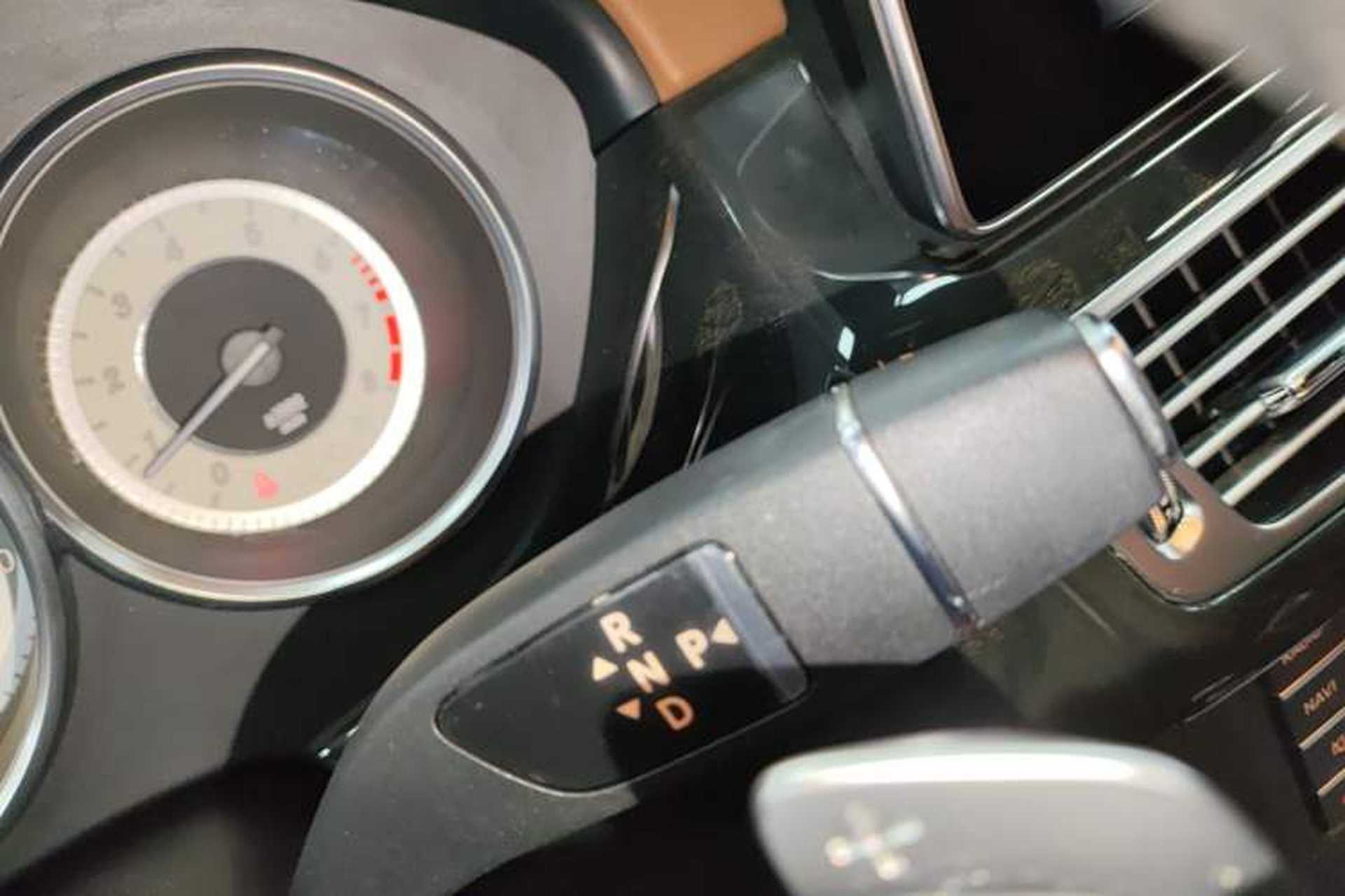 Used Mercedes-Benz CLS 2016 CLS 260 Elegant Edition Gear Lever