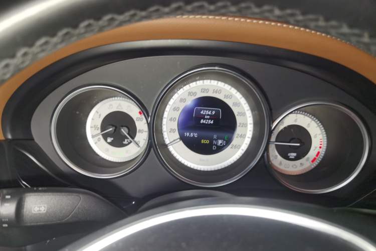 Used Mercedes-Benz CLS 2016 CLS 320 Elegant Edition Instrument Cluster