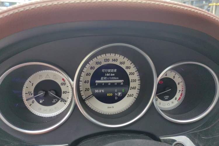 Used Mercedes-Benz CLS 2016 CLS 320 Elegant Edition Instrument Cluster