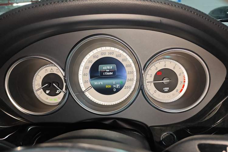 Used Mercedes-Benz CLS 2016 CLS 320 Elegant Edition Instrument Cluster