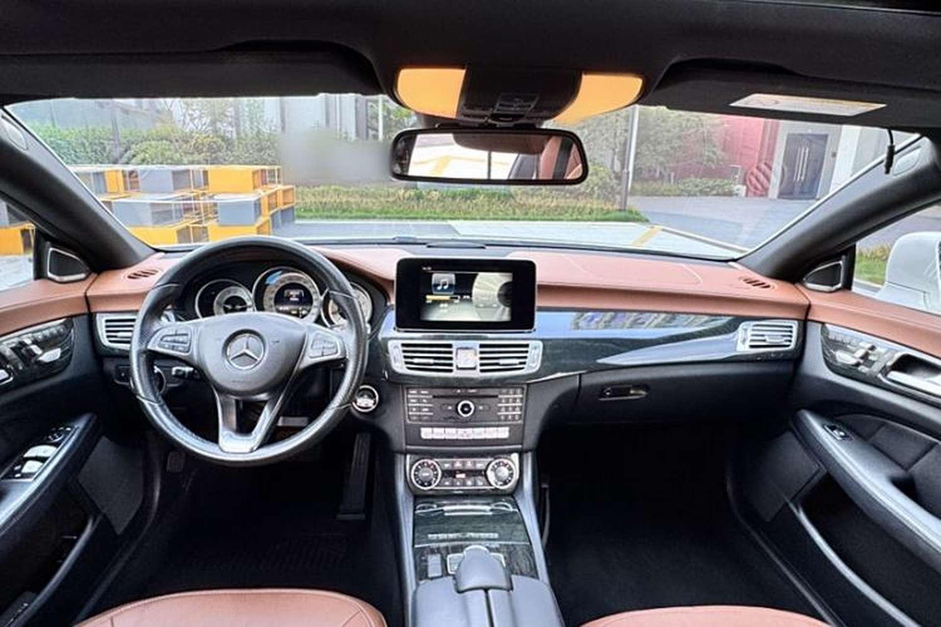 Used Mercedes-Benz CLS 2016 CLS 260 Elegant Edition Interior 1