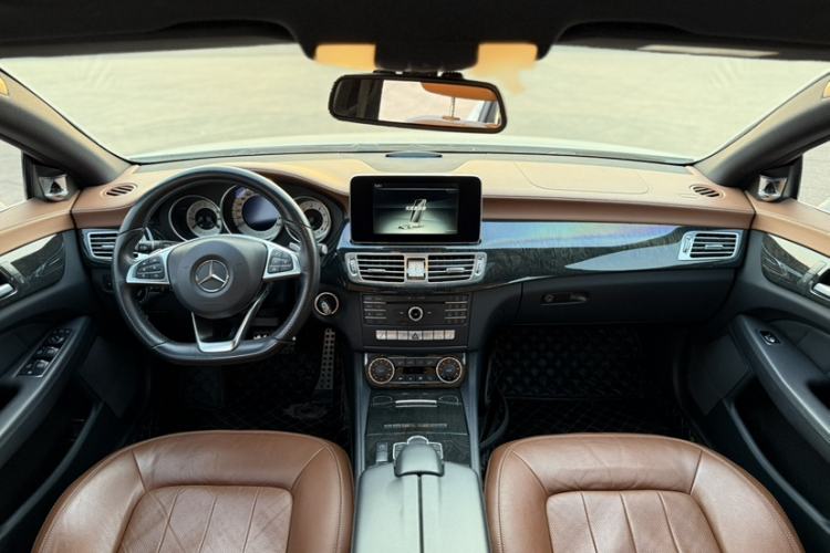 Used Mercedes-Benz CLS 2016 CLS 260 Shooting Brake Interior 1