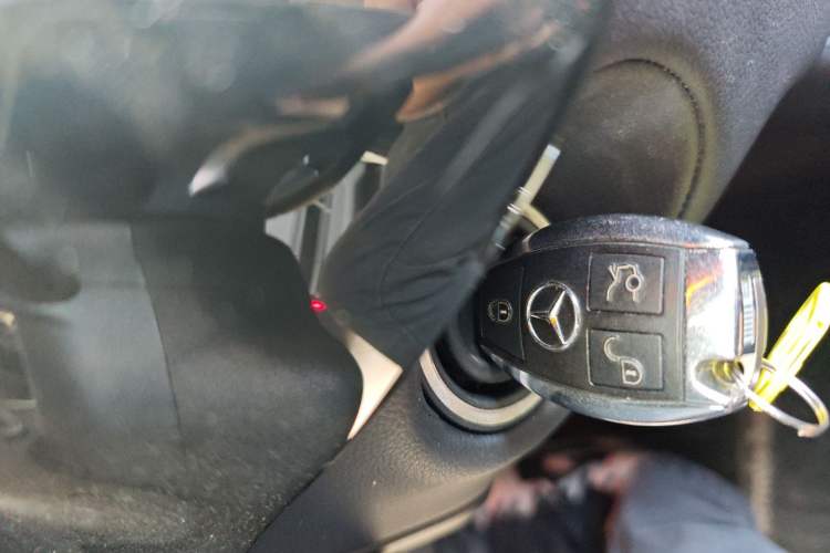 Used Mercedes-Benz CLS 2016 CLS 260 Elegant Edition Interior 1