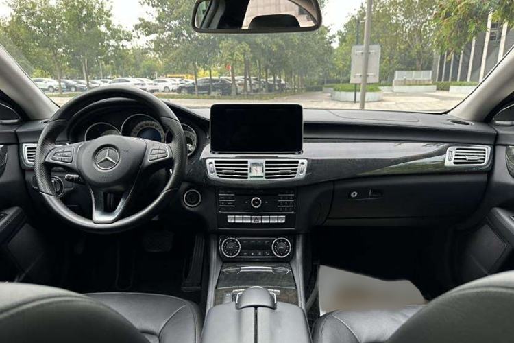 Used Mercedes-Benz CLS 2016 CLS 260 Elegant Edition Interior 1