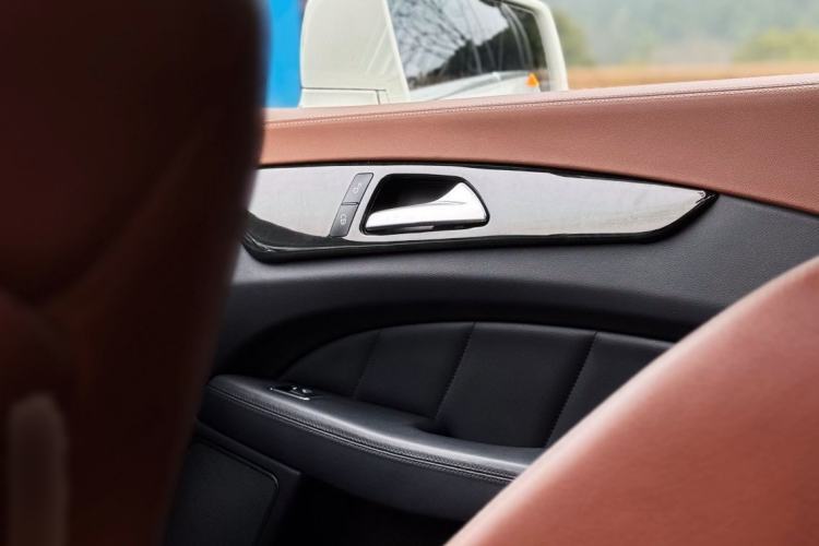 Used Mercedes-Benz CLS 2016 CLS 260 Shooting Brake Interior 10