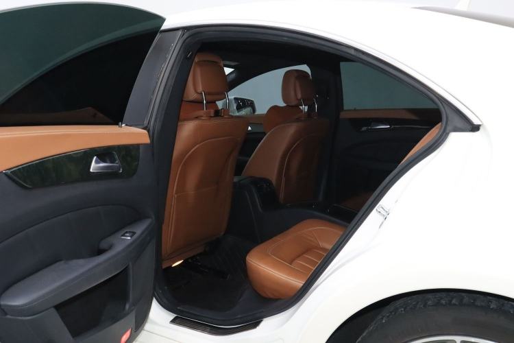 Used Mercedes-Benz CLS 2016 CLS 320 Elegant Edition Interior 2