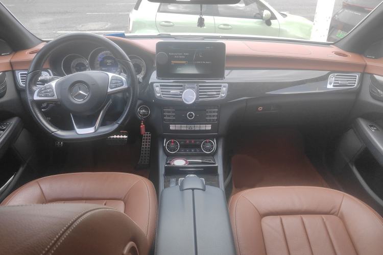 Used Mercedes-Benz CLS 2016 CLS 260 Shooting Brake Interior 2