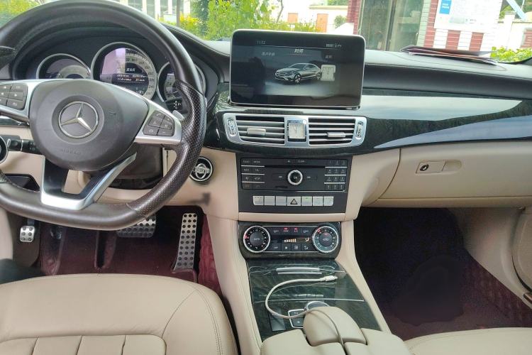Used Mercedes-Benz CLS 2016 CLS 260 Elegant Edition Interior 2
