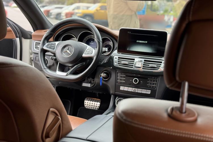 Used Mercedes-Benz CLS 2016 CLS 260 Shooting Brake Interior 3