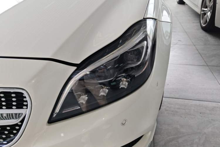 Used Mercedes-Benz CLS 2016 CLS 320 Elegant Edition Left Front Headlight