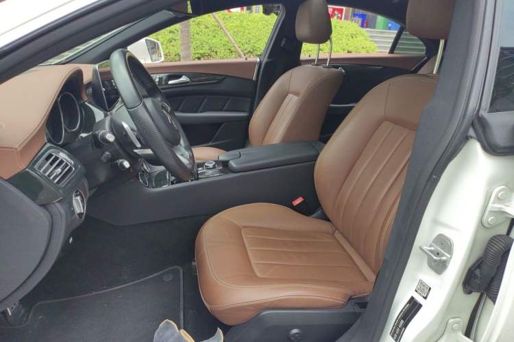 Used Mercedes-Benz CLS 2016 CLS 320 Elegant Edition Left Front Seat