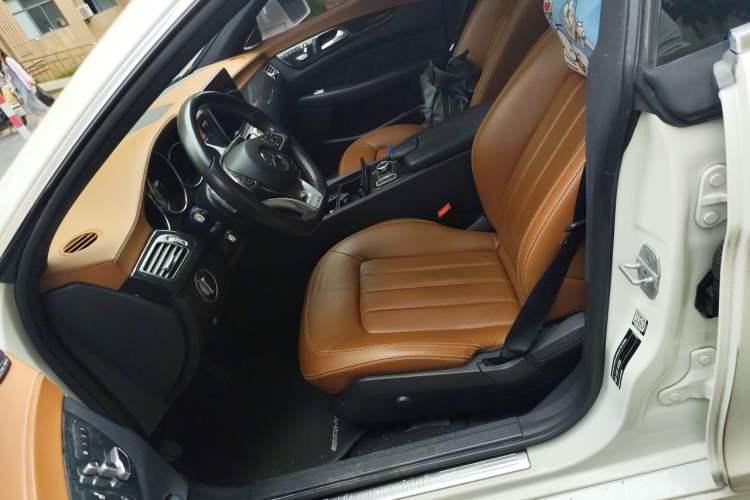 Used Mercedes-Benz CLS 2016 CLS 320 Elegant Edition Left Front Seat