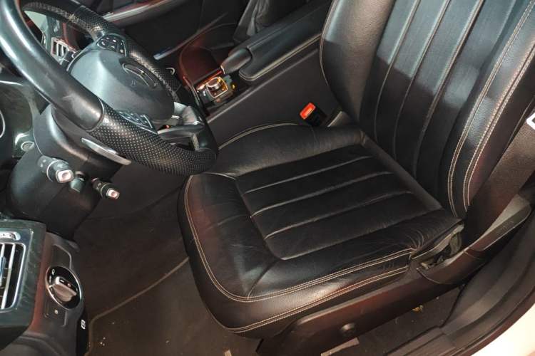 Used Mercedes-Benz CLS 2016 CLS 320 Elegant Edition Left Front Seat